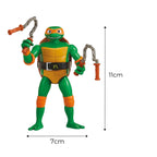 Boneco Colecionável Michelangelo Tartarugas Ninja com Cabeça Retrátil, Articulado e com Acessórios – 11cm de Altura, Produto Licenciado